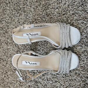 Nina Nelena Silver Strappy Heeled Sandals sz 5